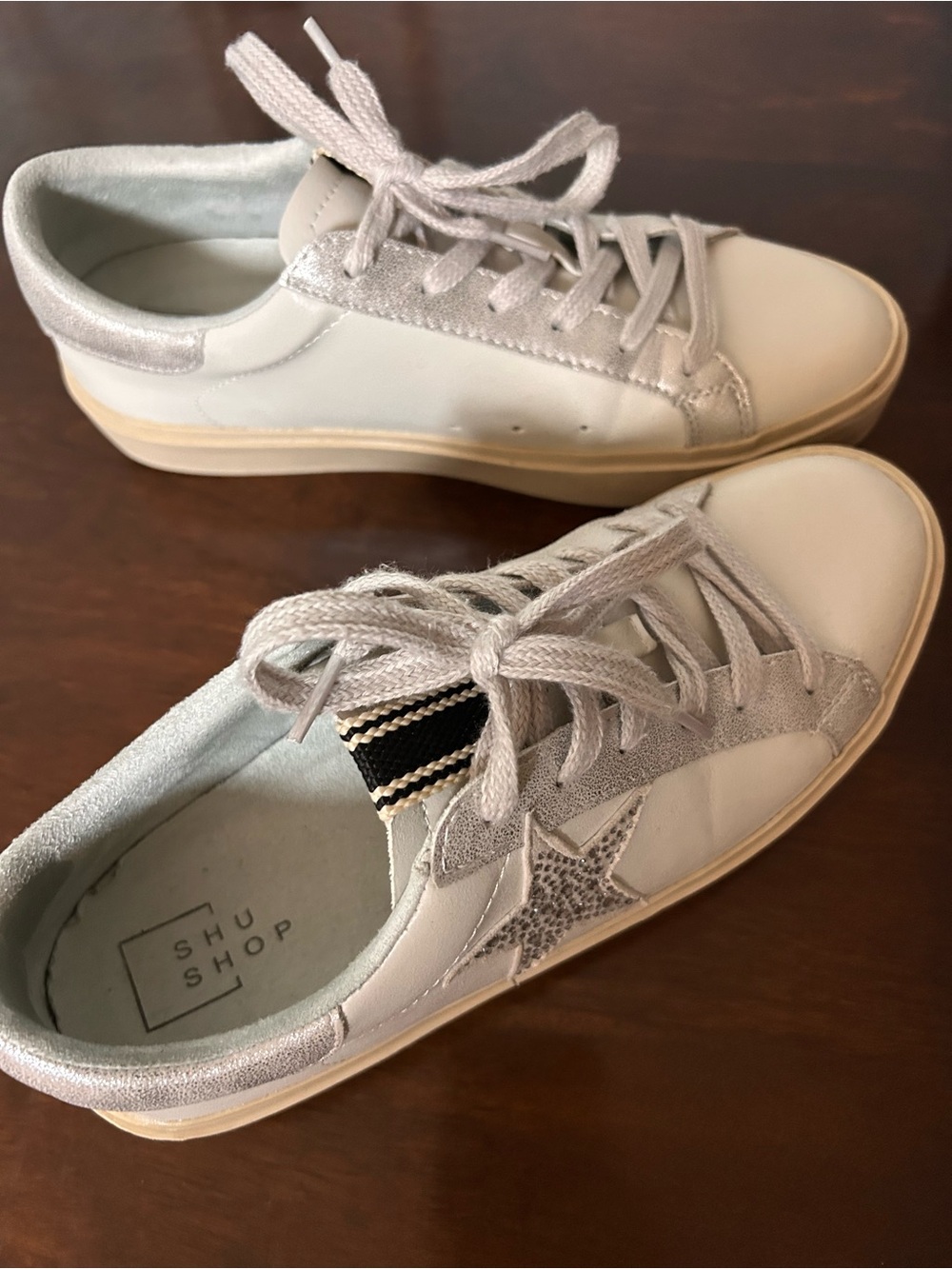 SHU SHOP White Leather Sneakers with Silver Star Accent